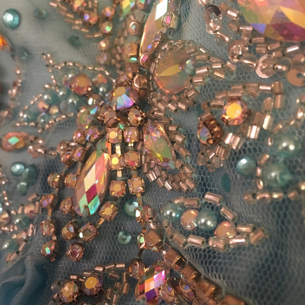 NWT Backless Full Chiffon Sequined Prom Gown - Picture 5 of 5